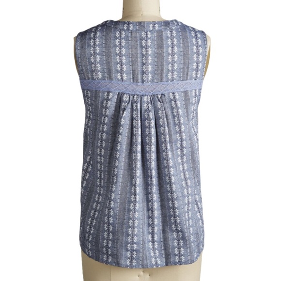 NWT Emmie Rose Chambray Sleeveless Top Sz L - Picture 3 of 15